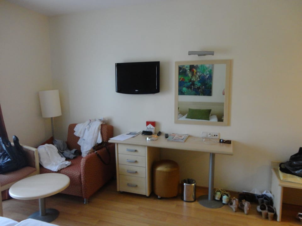 TV Starlight Resort Hotel