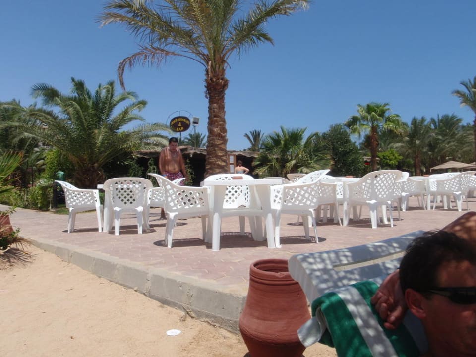 Strandbar Fort Arabesque Resort, Spa & Villas