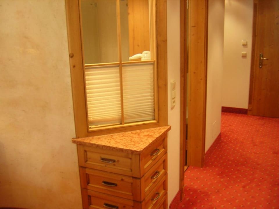 Zimmer - pfiffige Ecklösung  Rieser Achensee Resort