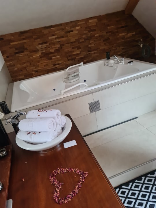 Sport & Freizeit Vital- und Wellnesshotel Albblick