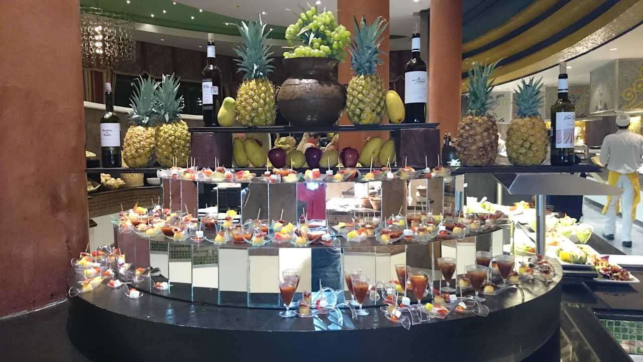 Leckereien zum Themenbüffet JOIA Paraiso by Iberostar