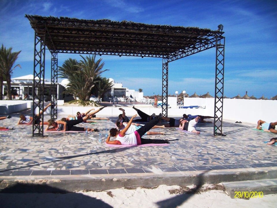 Gymnastik Calimera Yati Beach