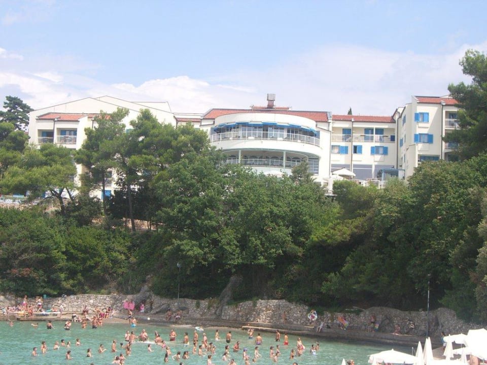 Das Hotel vom Stand aus Sunny Krk by Valamar