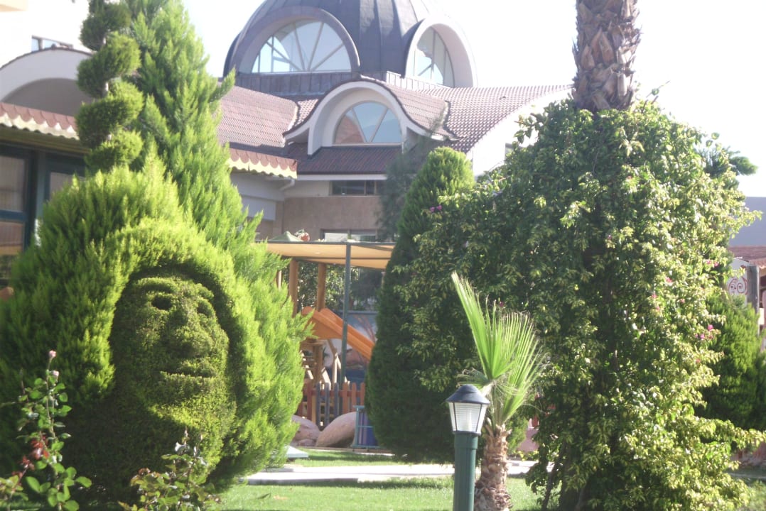 Der Garten hat viele Gesichter Grand Seker Hotel