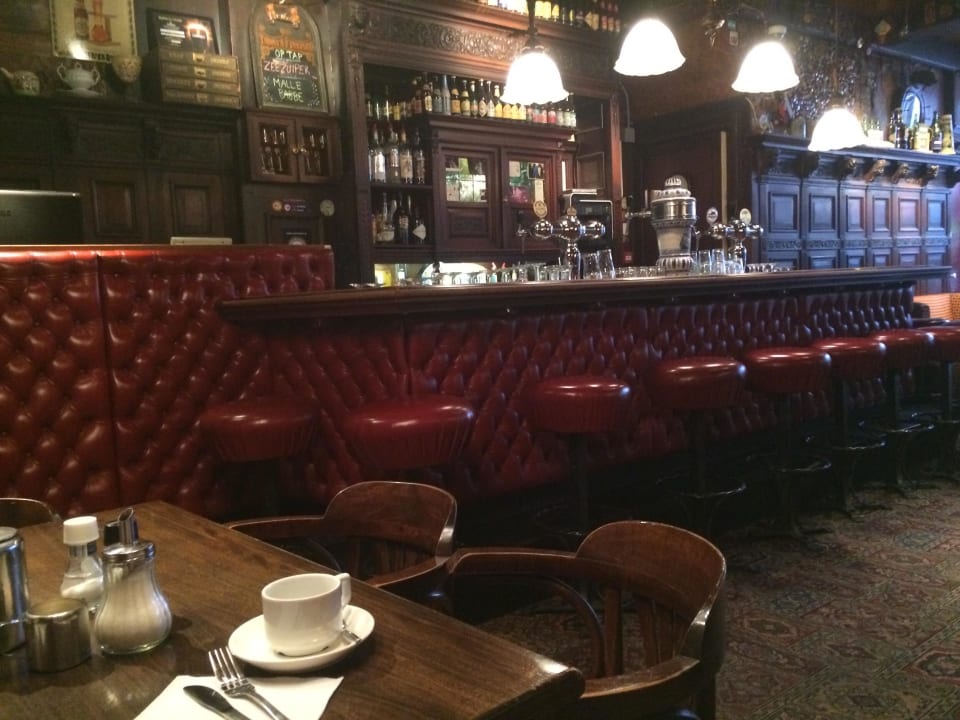 Rezeption und Bar Hotel Old Nickel