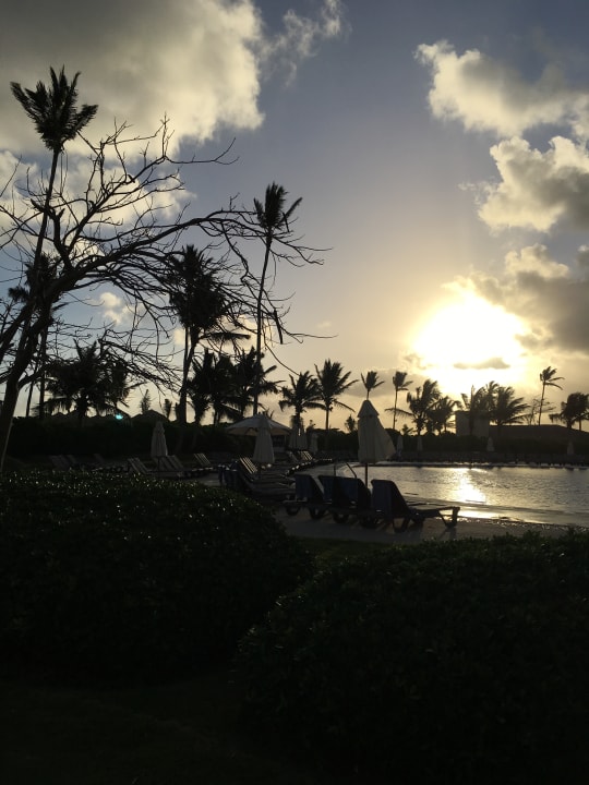 Pool Ocean Blue & Sand