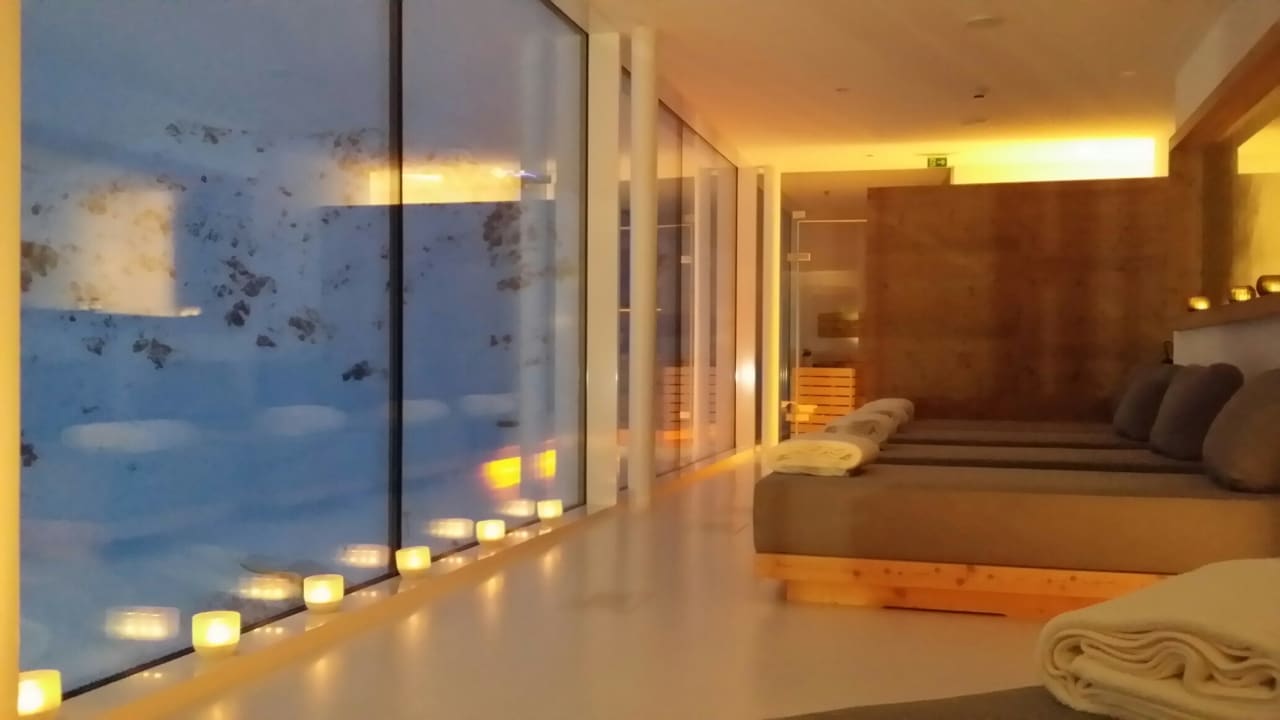 Sport & Freizeit Kristallhütte