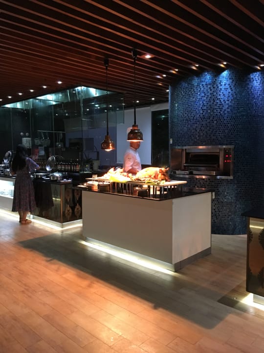 Restaurant The Laguna A Luxury Collection Resort & Spa