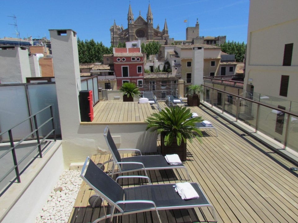 Sun terrace Hotel Tres