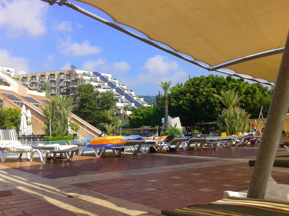 Территория отеля Limak Limra Hotel & Resort