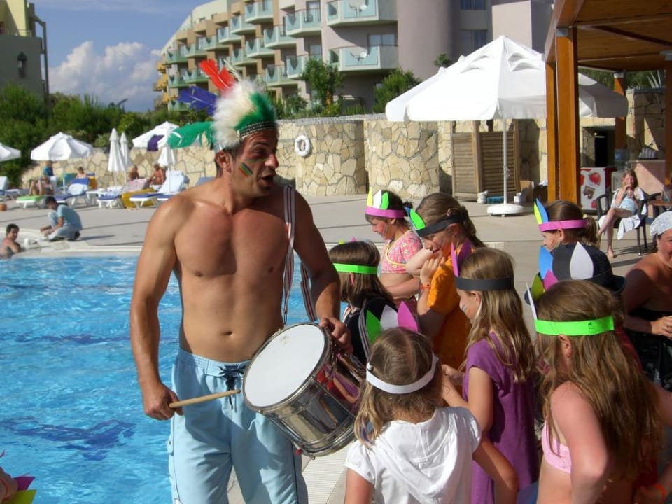 Indianerüberfall  Blue Waters Club