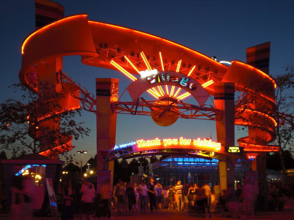 Disney Village Disney's Sequoia Lodge