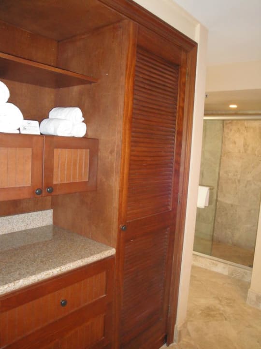 Blick ins Bad Hotel Sheraton Suites Key West