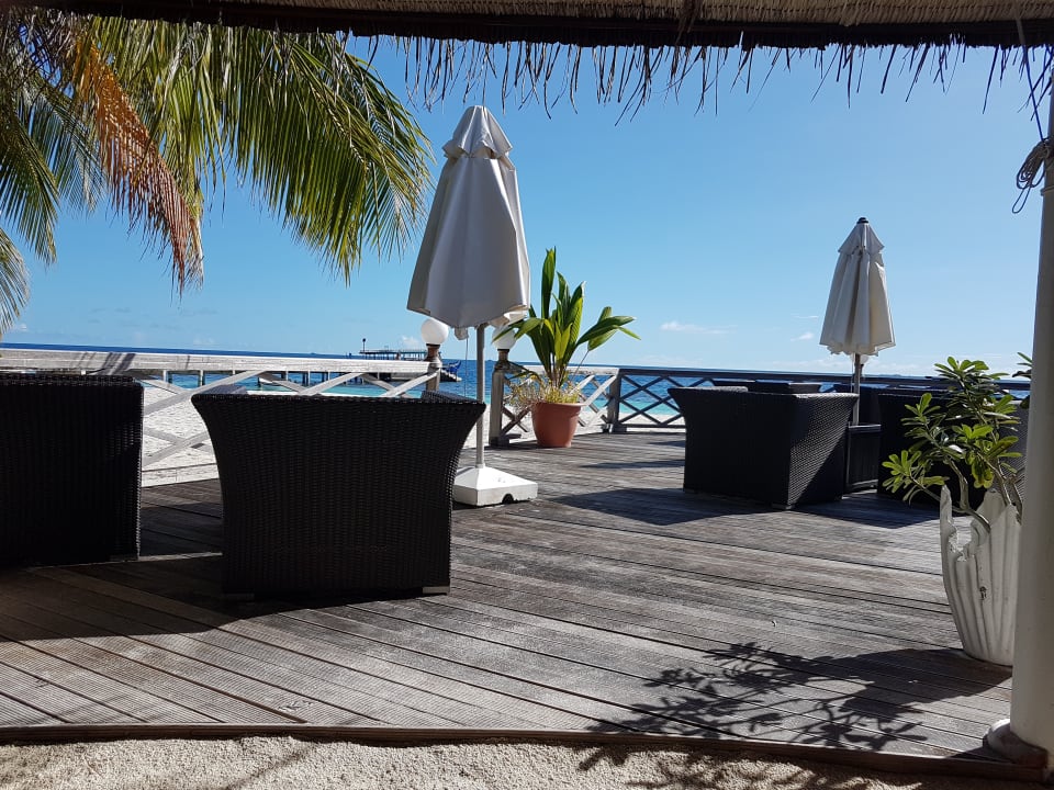 Gastro Angaga Island Resort