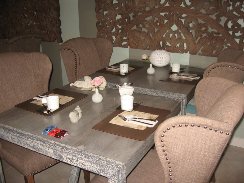 Unser Tisch beim Frühstück Hotel Strand am Königshafen