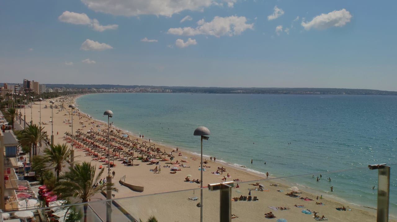 Blick von der Dachterrasse Hotel Edén Palma Playa - Adults Only