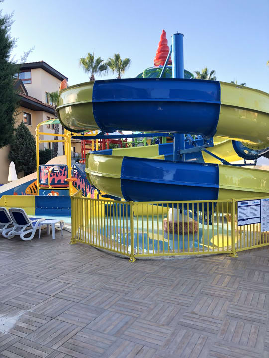 Pool Club Grand Aqua