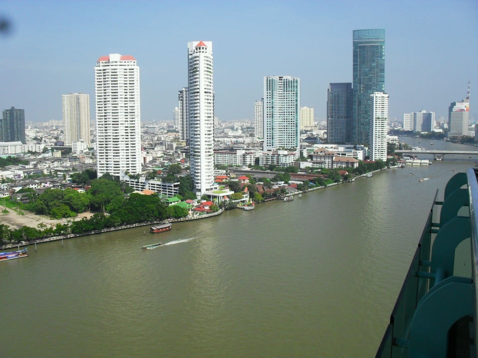 Blick vom Balkon 22. Stock Chatrium Hotel Riverside Bangkok