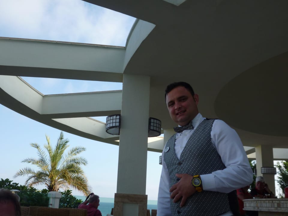 Ferhat Öz / Epik Bar  Royal Atlantis Spa & Resort