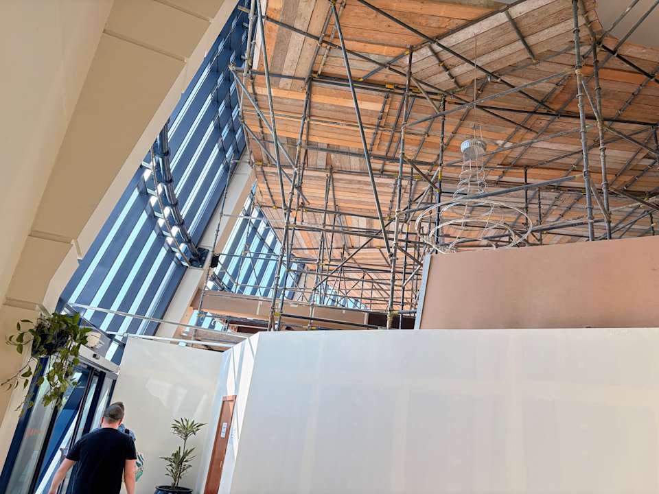 Lobby Hotel Le Meridien Al Aqah Beach Resort