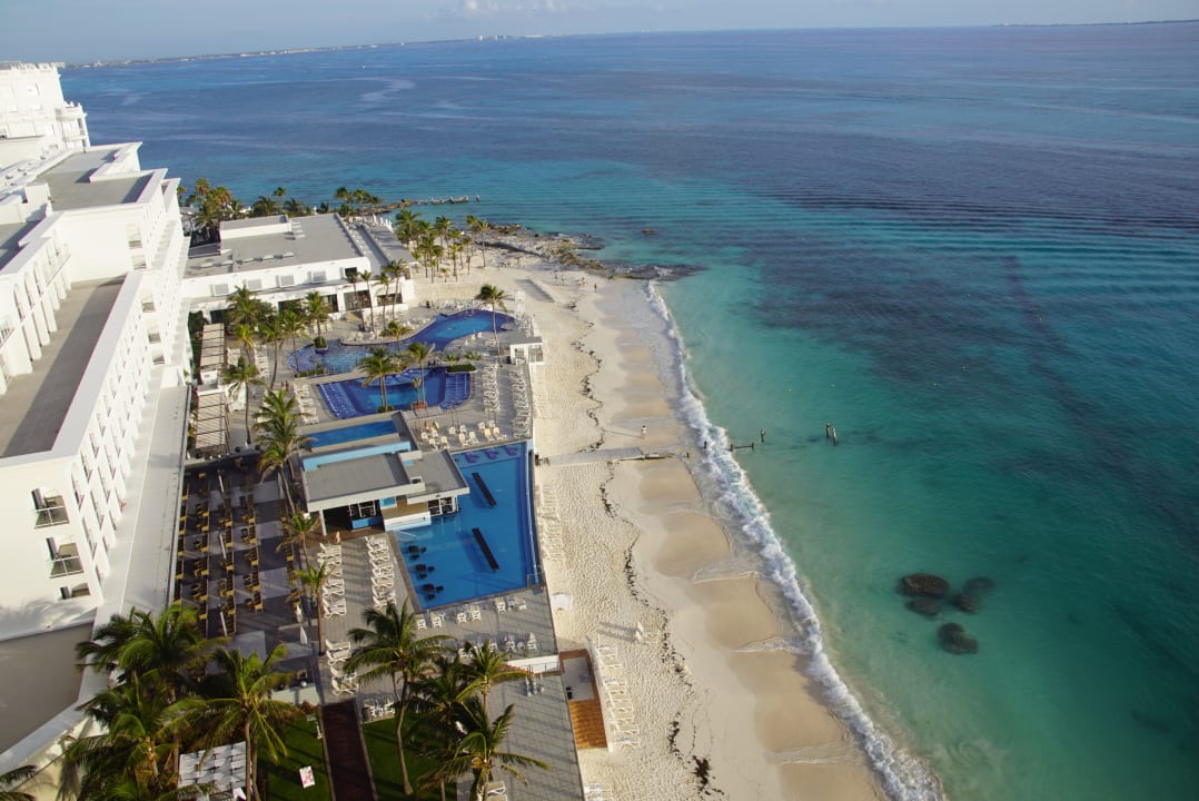 Außenansicht Hotel Riu Cancun
