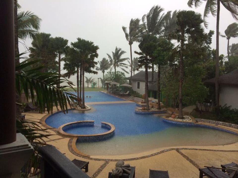 Pool La Flora Khao Lak