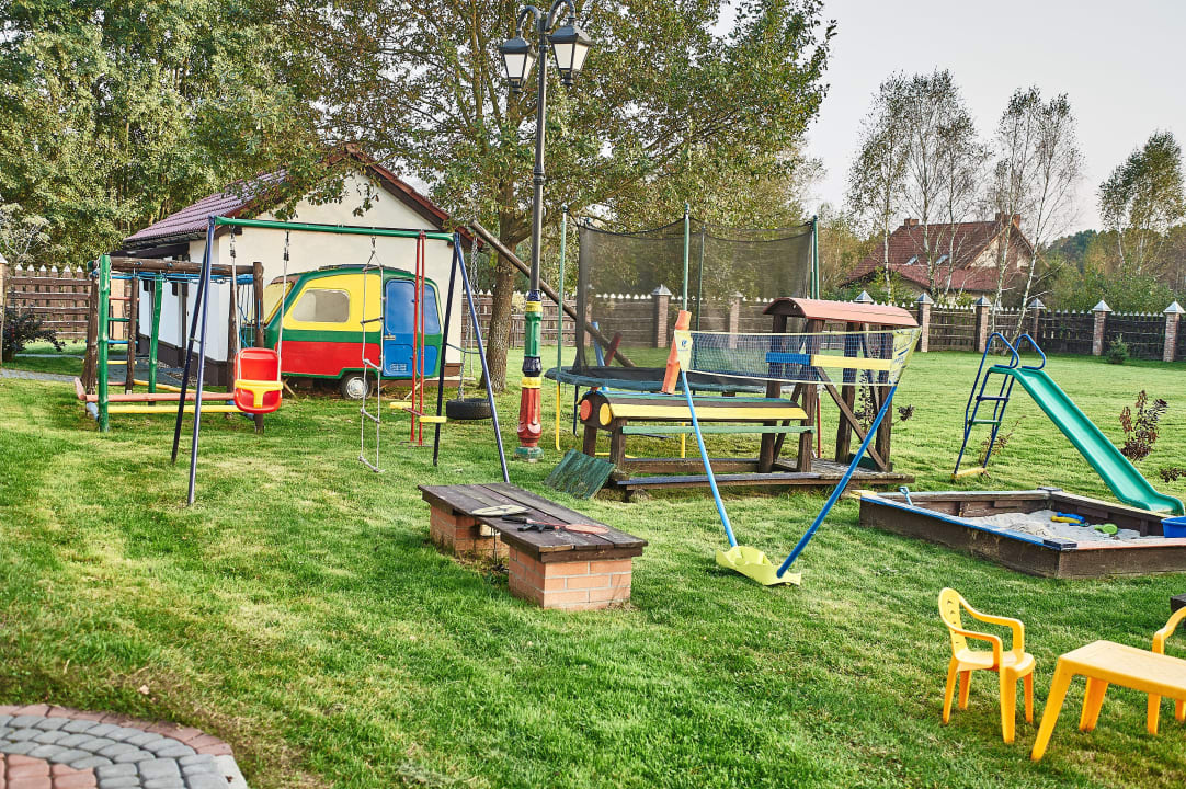 Plac zabaw Tematyczny Ośrodek Sportowo-Rekreacyjny Dwór Zawiszy