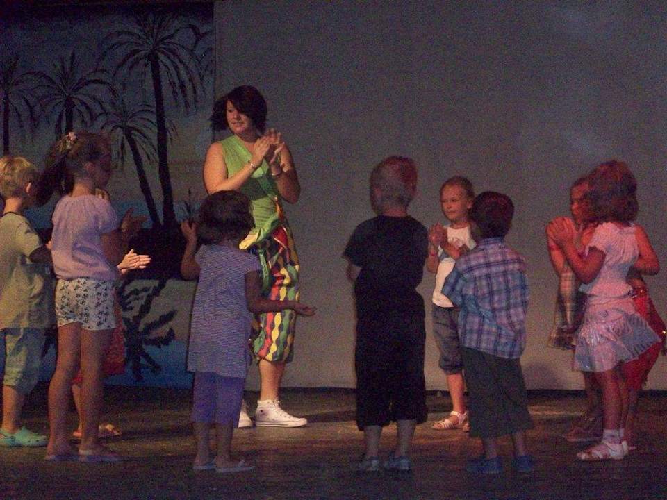 Mini-Disco mit Nina Pickalbatros Alf Leila Wa Leila Resort - Neverland Hurghada