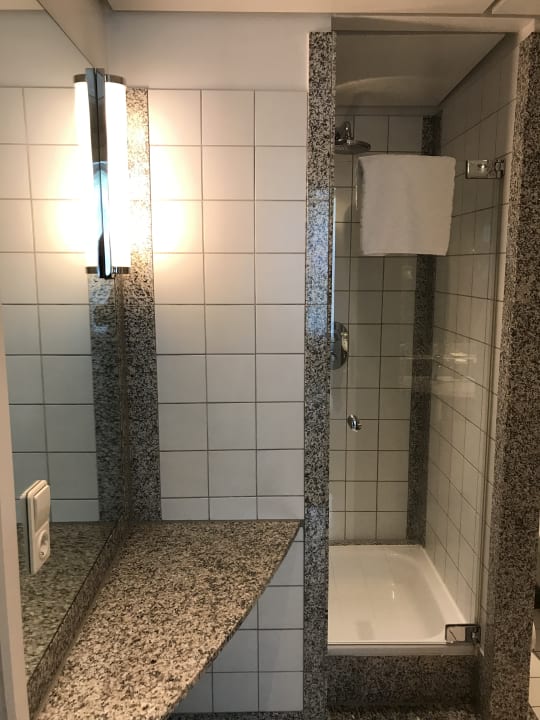 Zimmer Hilton Munich Airport