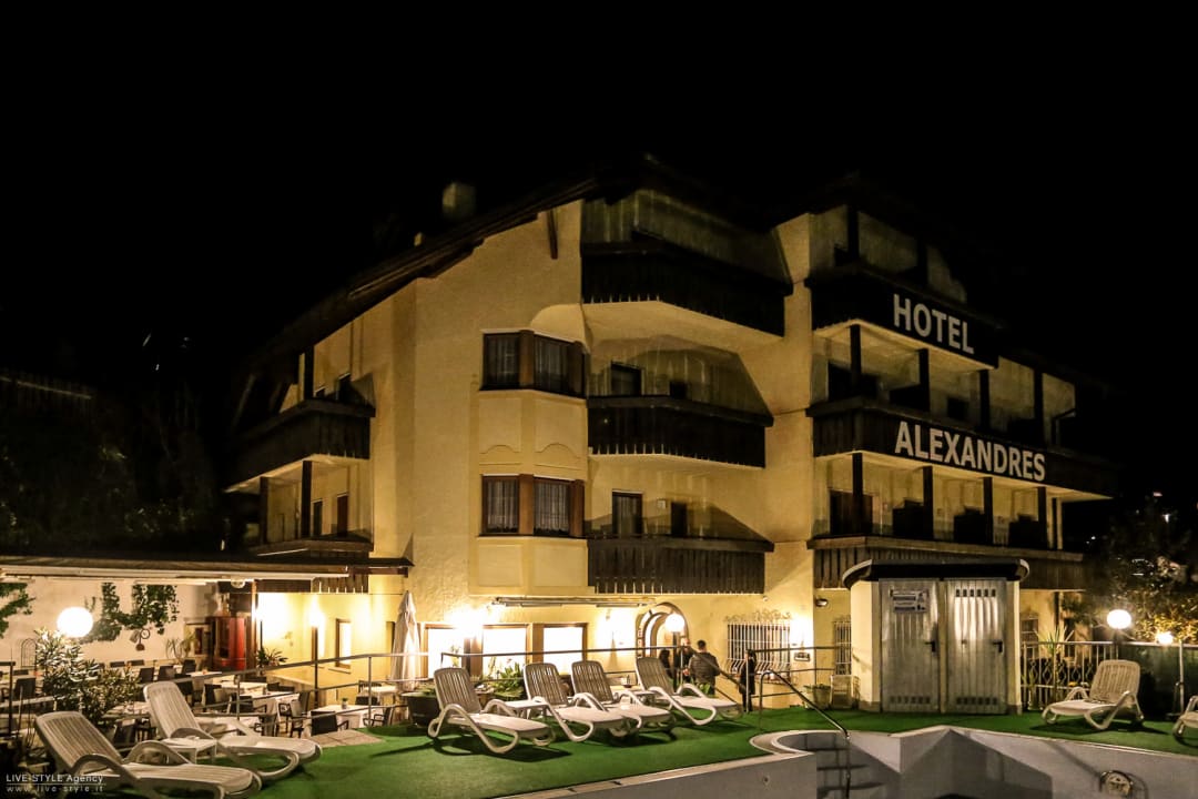 Außenansicht Hotel Alexandres