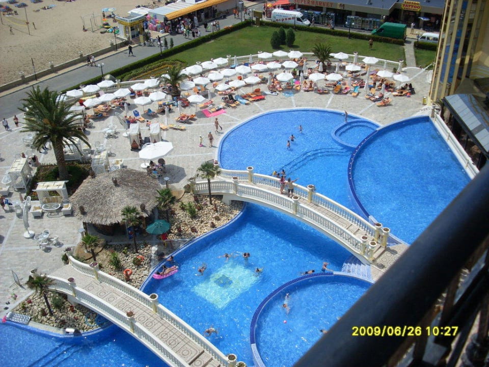 Blick vom Balkon Imperial Palace Hotel