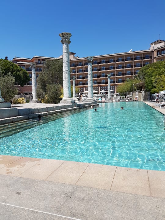 Pool Xanadu Resort Hotel