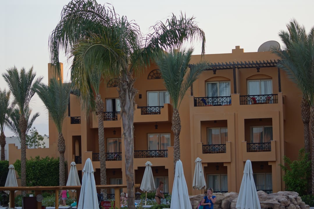 Jeden z busynków Stella Beach Resort & Spa Makadi Bay