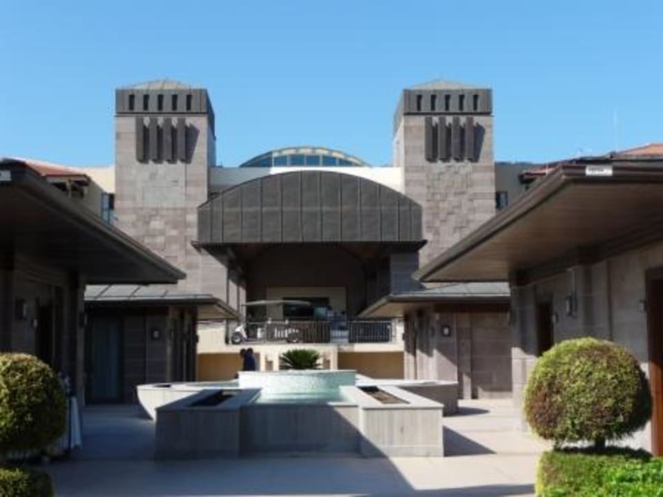 Haupteingang Calimera Serra Palace