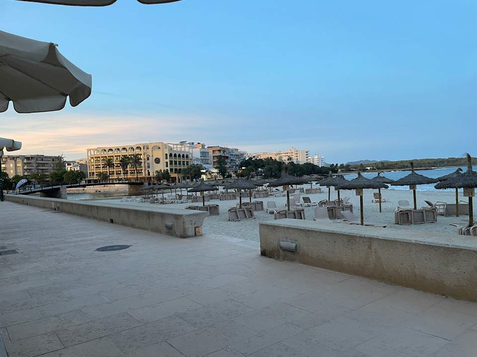 Strand Hotel Club S'Illot