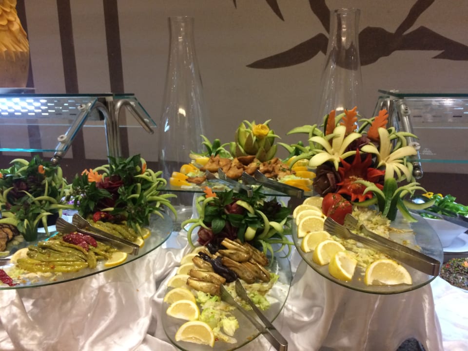 Gastro Tamra Beach Resort