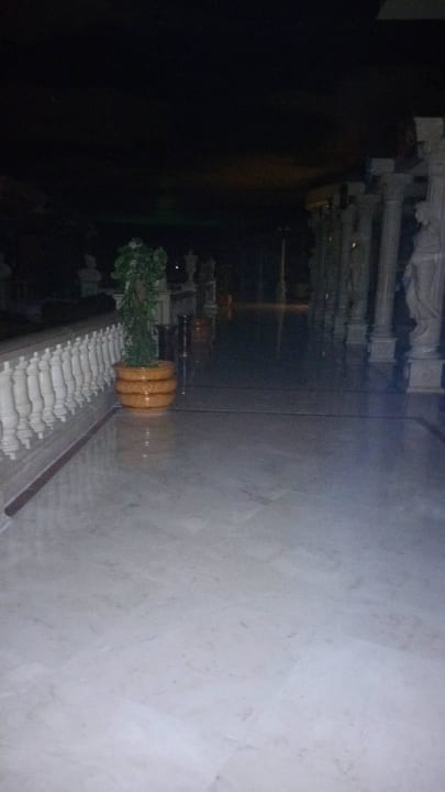 3 Hotel Titanic Palace