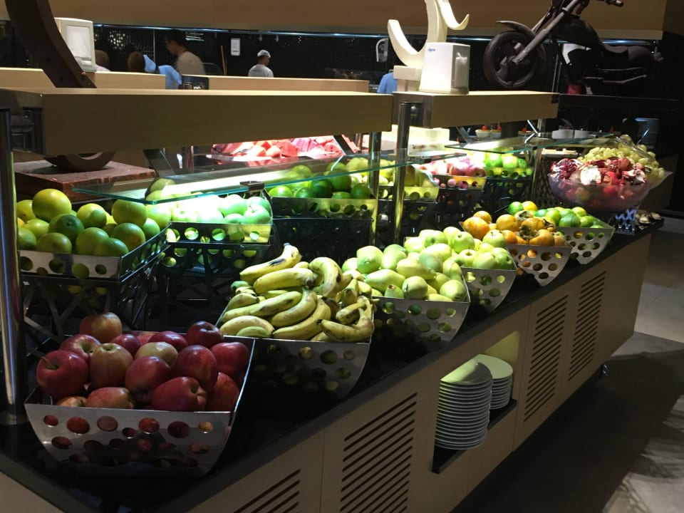 Es gibt immer sehr viel frisches obst Belek Beach Resort Hotel