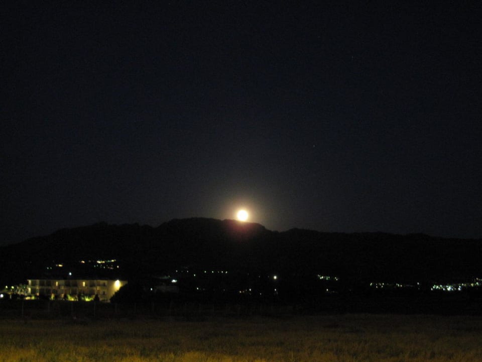 Der Mond geht auf TUI BLUE Palazzo del Mare