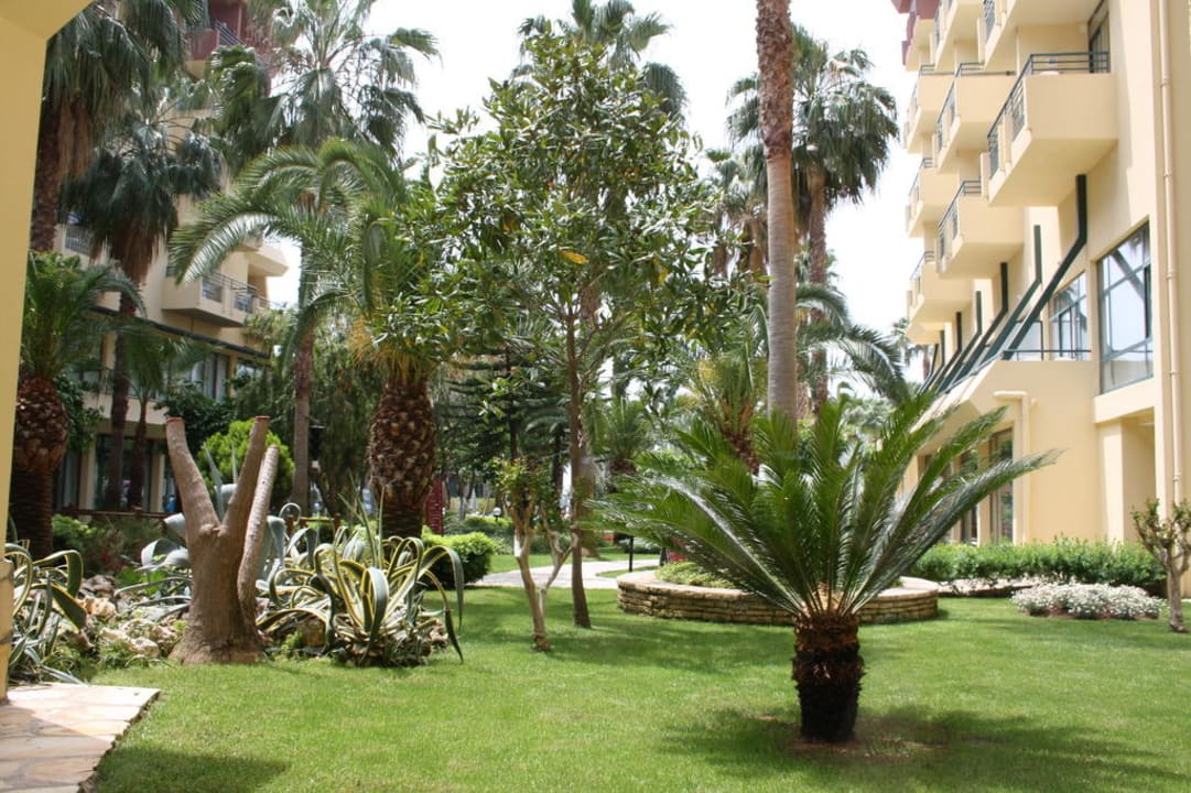Innenhof Hotel Meryan