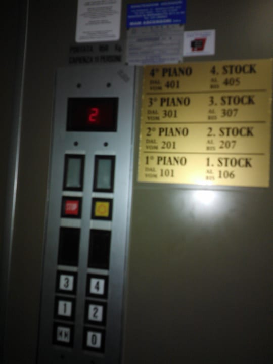 Lift aus vergangenen Zeiten (1980) Hotel Alla Citta di Trieste