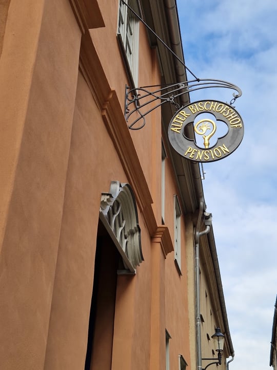 Außenansicht Pension Alter Bischofshof