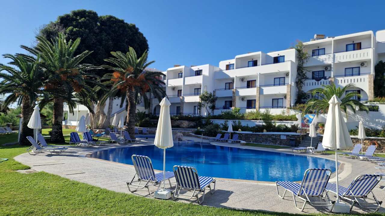 Außenansicht Ekaterini Hotel