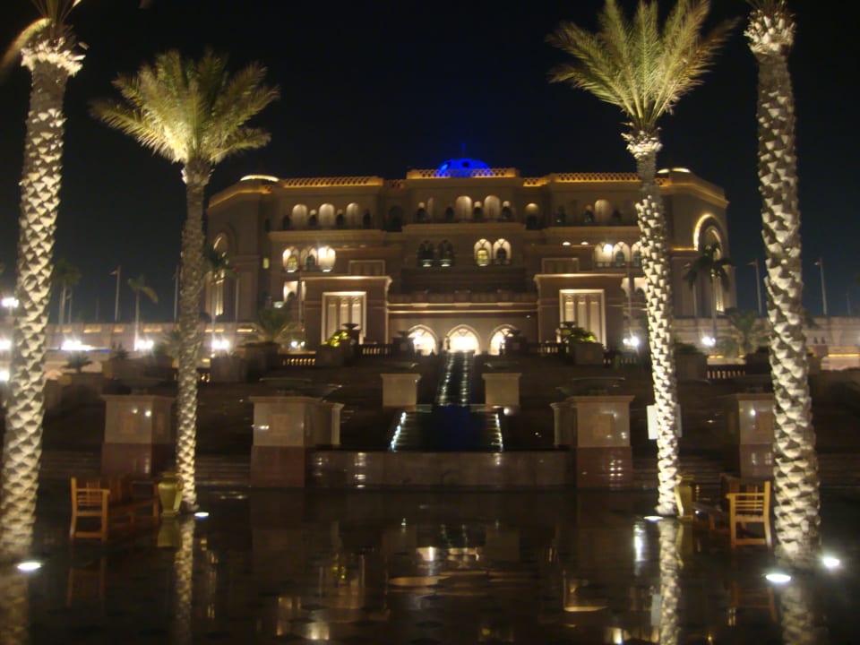 Außenansicht Emirates Palace Mandarin Oriental