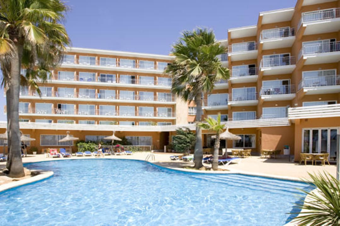 View of the pool HSM Golden Playa