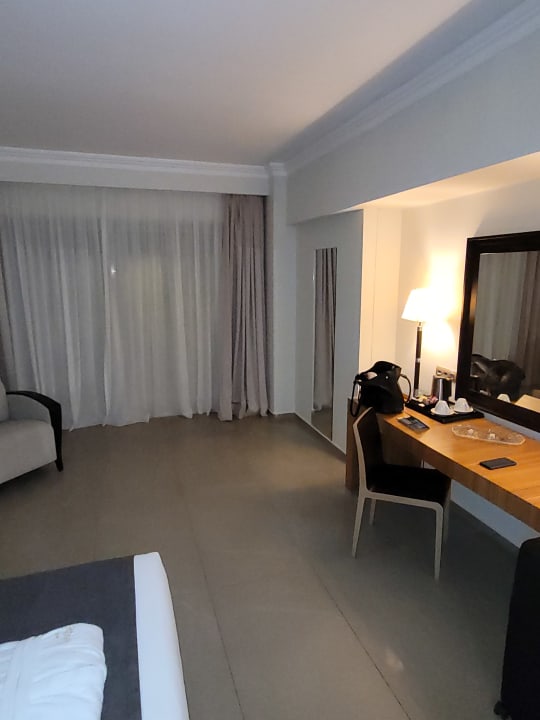 Zimmer Elysium Resort & Spa Hotel