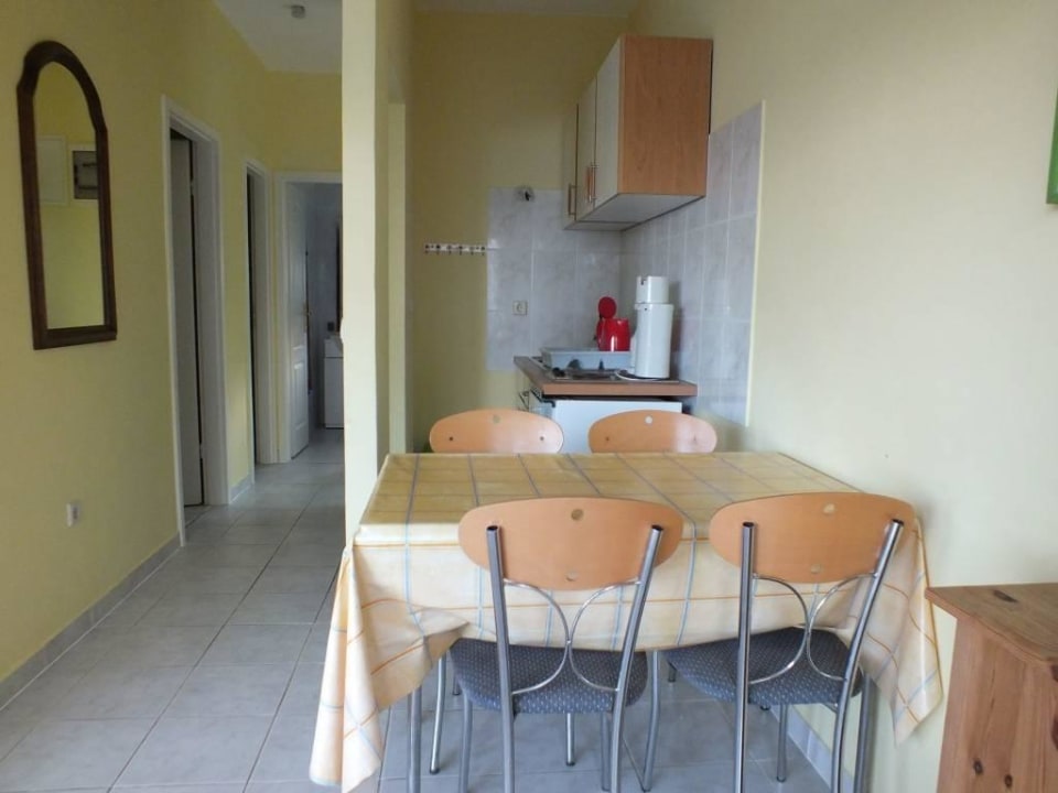 Essbereich mit KÜchenzeile Vanessa C Strandhaus Vanessa