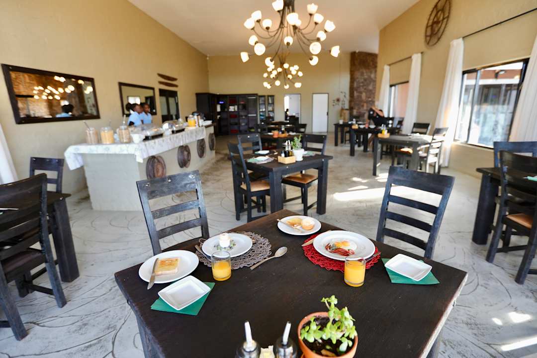 Gastro River Crossing Lodge