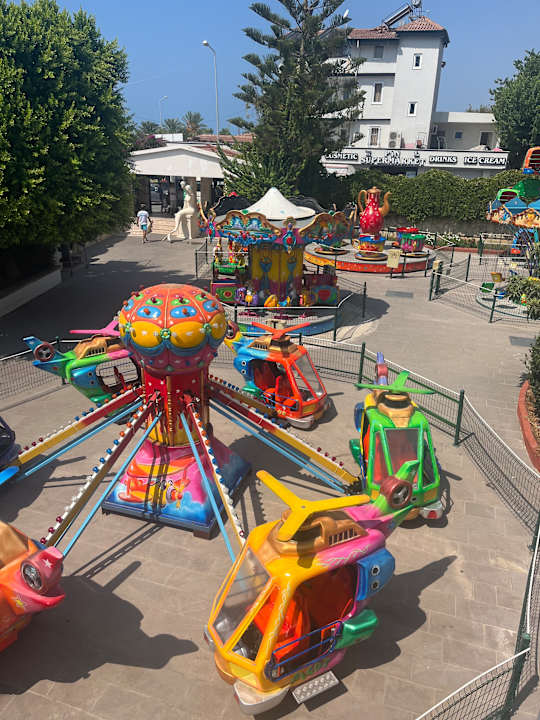 Sport & Freizeit Narcia Resort Side
