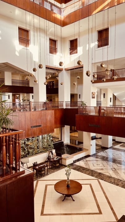 Lobby Steigenberger Aqua Magic